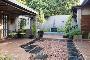 Ama Zulu Guesthouse and Safaris