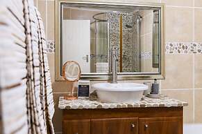 Ama Zulu Guesthouse and Safaris