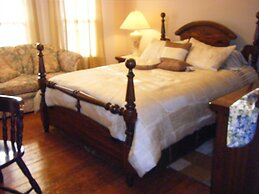 Glory Inn Downtown Moncton