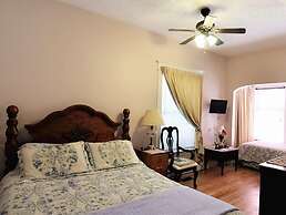 Glory Inn Downtown Moncton