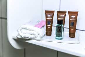 Walking Eagle Inn & Lodge