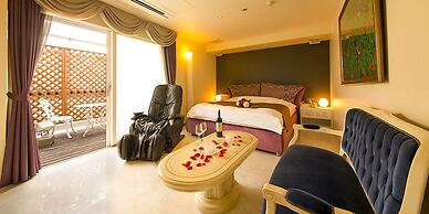 V Hotel - Adults Only