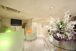 V Hotel - Adults Only
