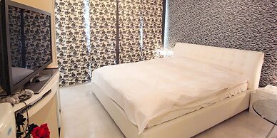 V Hotel - Adults Only