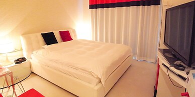 V Hotel - Adults Only