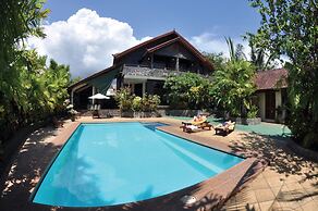 Tulamben Wreck Divers