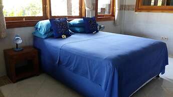 Tulamben Wreck Divers