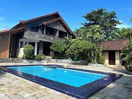 Tulamben Wreck Divers