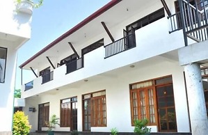 Green Shadows Beach Hotel