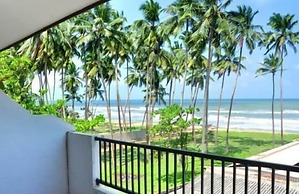 Green Shadows Beach Hotel