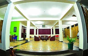 Green Shadows Beach Hotel