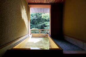 Shima-Onsen Toshimaya