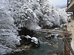 Shima-Onsen Toshimaya