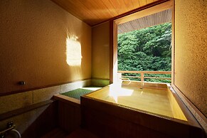 Shima-Onsen Toshimaya