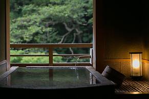 Shima-Onsen Toshimaya