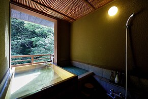 Shima-Onsen Toshimaya
