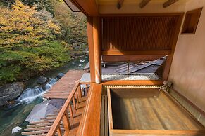 Shima-Onsen Toshimaya
