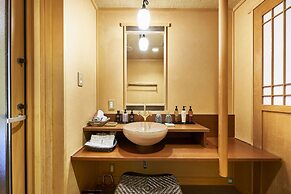 Shima-Onsen Toshimaya