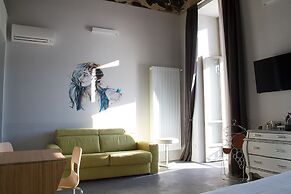 Piazza Castello Suite
