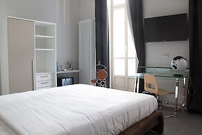 Piazza Castello Suite