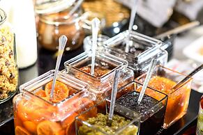 Gkeea Boutique Hotel