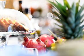 Gkeea Boutique Hotel