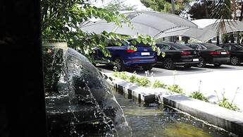 Gkeea Boutique Hotel