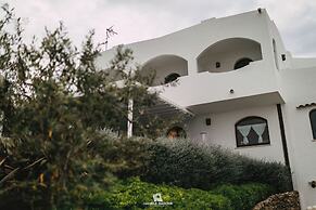 Baia Delphis Resort