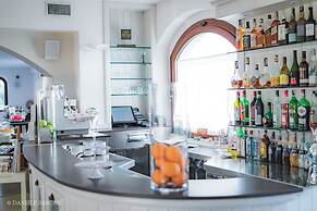 Baia Delphis Resort