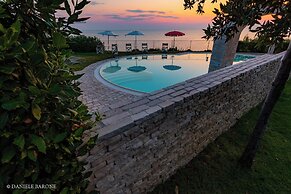 Baia Delphis Resort
