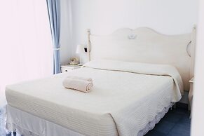 Baia Delphis Resort