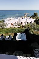 Baia Delphis Resort