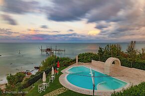 Baia Delphis Resort
