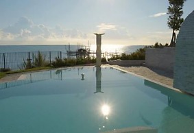 Baia Delphis Resort