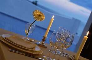 Baia Delphis Resort