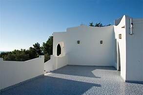Baia Delphis Resort