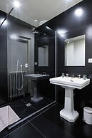 Ganda Rooms & Suites