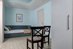 Sea Breeze Residence