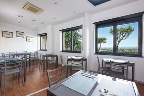 Sea Breeze Residence