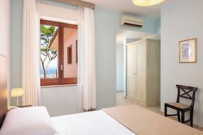 Sea Breeze Residence