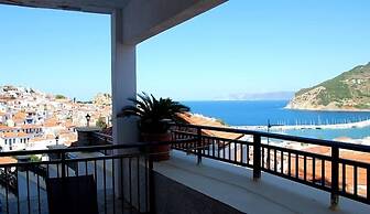 Denise Hotel
