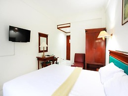 Puri Jaya Hotel
