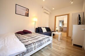 FriendHouse Apartments - Wawel Old City