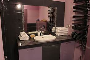 FriendHouse Apartments - Wawel Old City