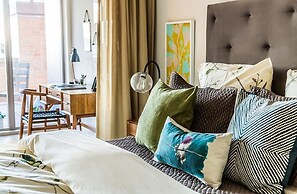 Bridgestreet the View at Liberty Center