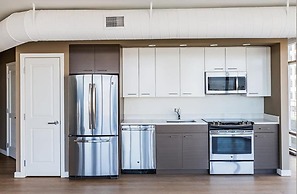 Bridgestreet the View at Liberty Center