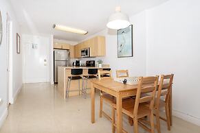 Art Deco Ocean Walk Apartments