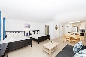 Art Deco Ocean Walk Apartments