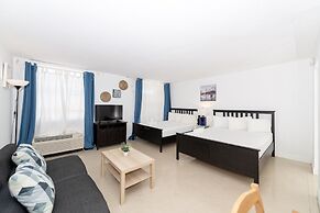 Art Deco Ocean Walk Apartments