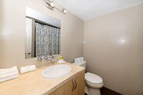 Art Deco Ocean Walk Apartments